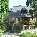 Du Val Au Cesne Croix-Mare