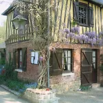招待所 Du Val Au Cesne 3*