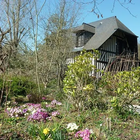 ゲストハウス Du Val Au Cesne