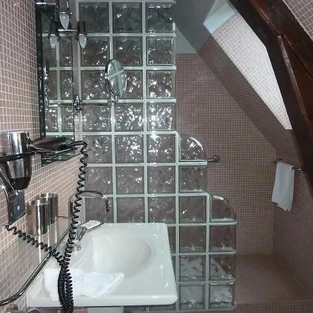 Du Val Au Cesne ゲストハウス