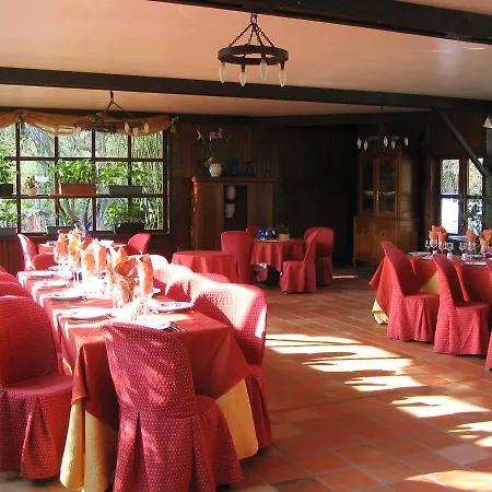 Pensión Du Val Au Cesne 3*