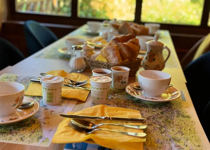 Pensjonat Du Val Au Cesne Croix-Mare