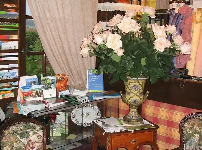 Pensjonat Du Val Au Cesne Croix-Mare