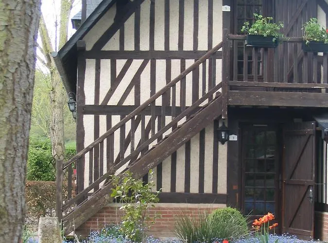 Du Val Au Cesne Croix-Mare