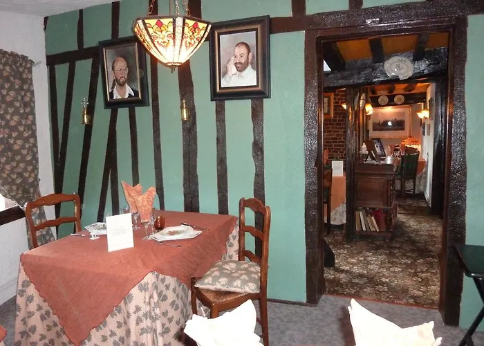 Pensjonat Du Val Au Cesne 3*