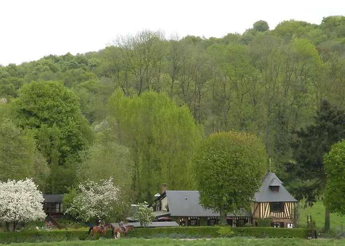 Pensjonat Du Val Au Cesne 3*