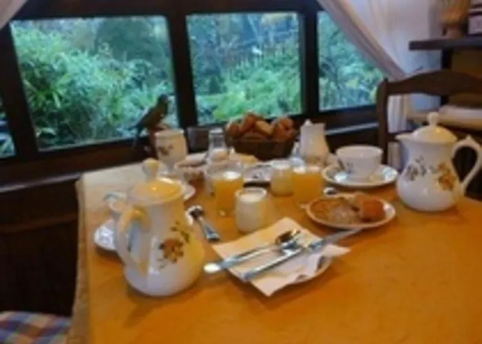 Pensjonat Du Val Au Cesne